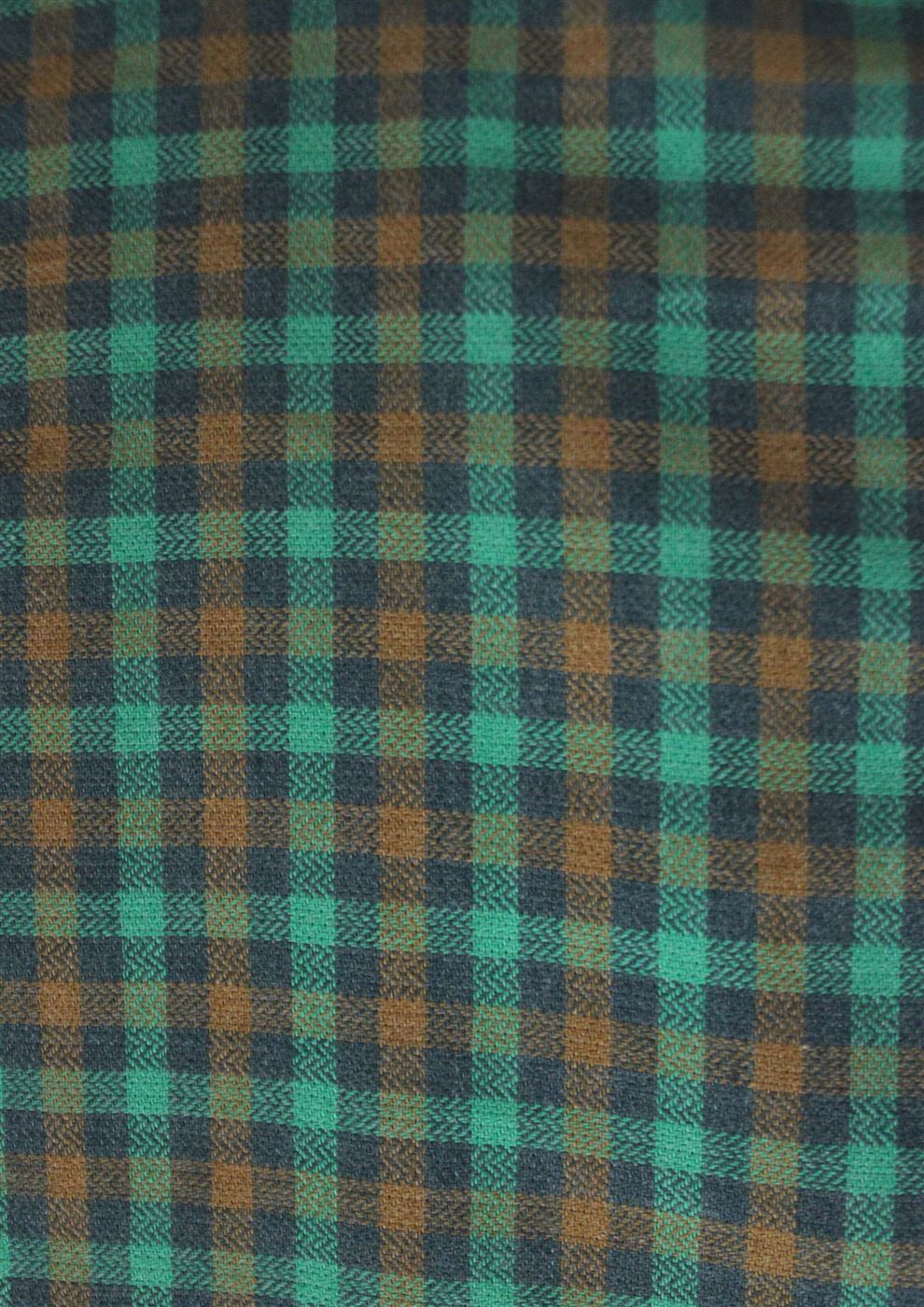Yarn-dyed recycled cotton V-twill fabric